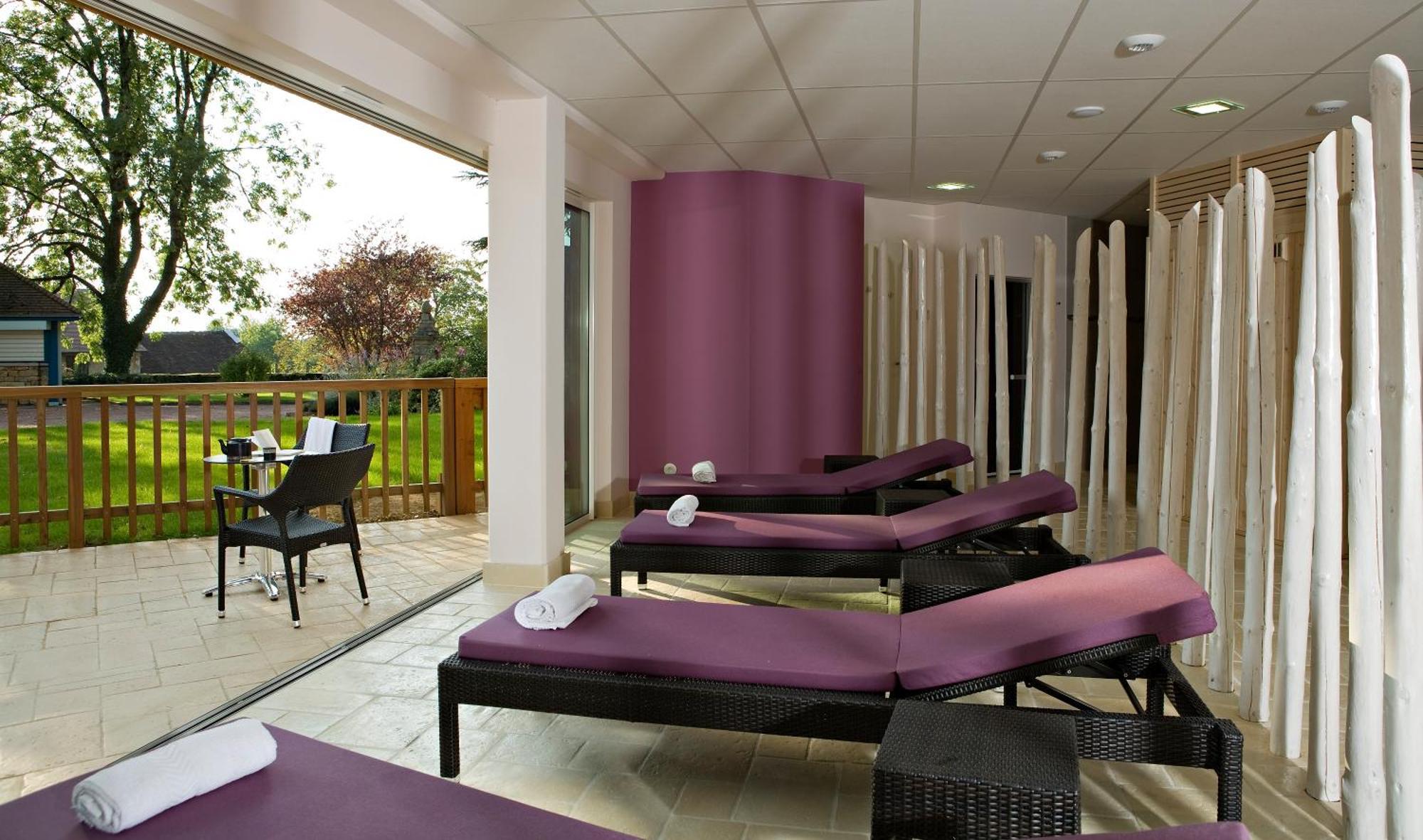 Logis Hotel Parenthese, Restaurant & Spa Chille Exteriör bild